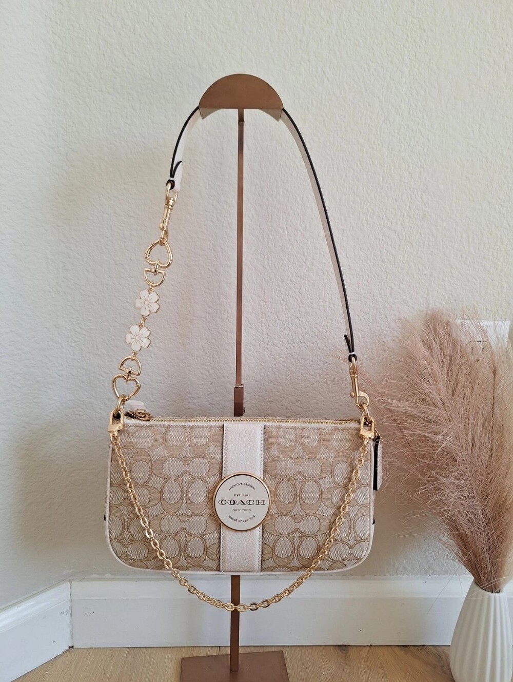 NWT Coach Lonnie Baguette crossbody In Signature Jacquard C8306 - Picture 3 of 11